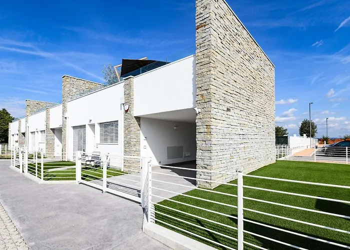 Dolci Luxury Homes Chalet *